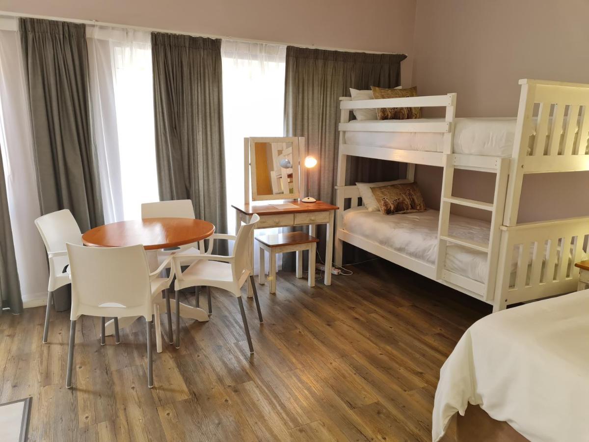 10 Windell Self Catering Accommodation Durbanville Dış mekan fotoğraf
