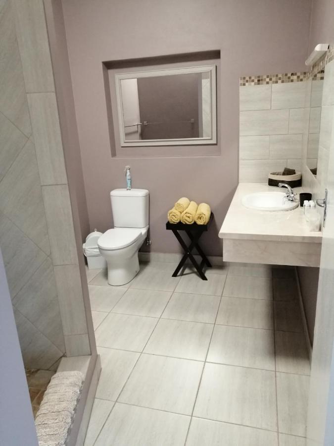 10 Windell Self Catering Accommodation Durbanville Dış mekan fotoğraf